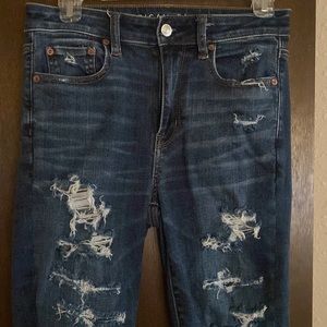 american eagle women’s size 4 ripped jeggings